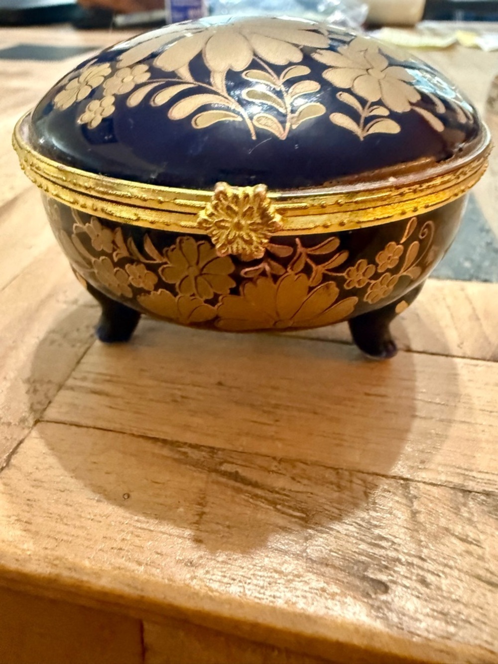 Vintage Yiwei Ceramics Cobalt Blue & Gold Gilt Footed Trinket Box